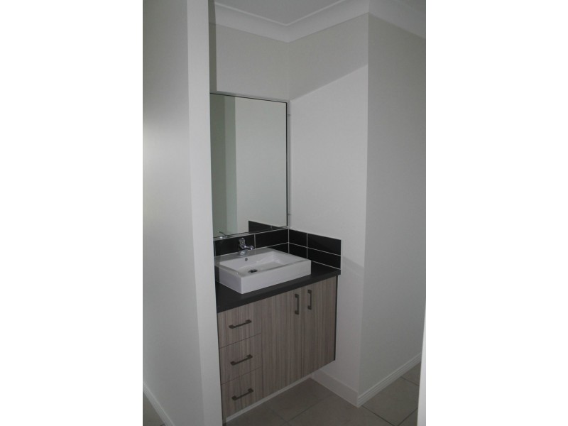 14 Dexter Court, Mount Pleasant QLD 4740