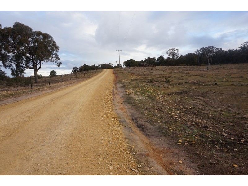 8 Sunninghill Road, Windellama NSW 2580