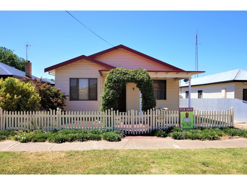 15 Ruby Street, Goulburn NSW 2580