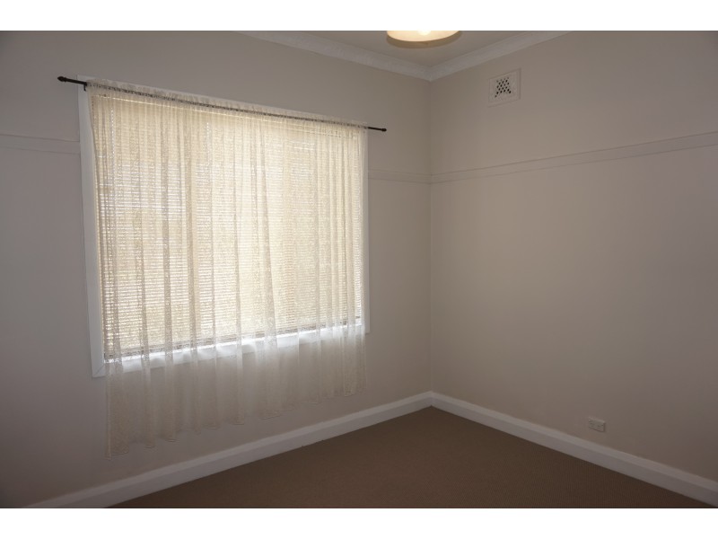 15 Ruby Street, Goulburn NSW 2580