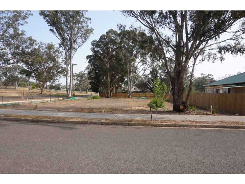 21 Goulburn Street, Marulan NSW 2579