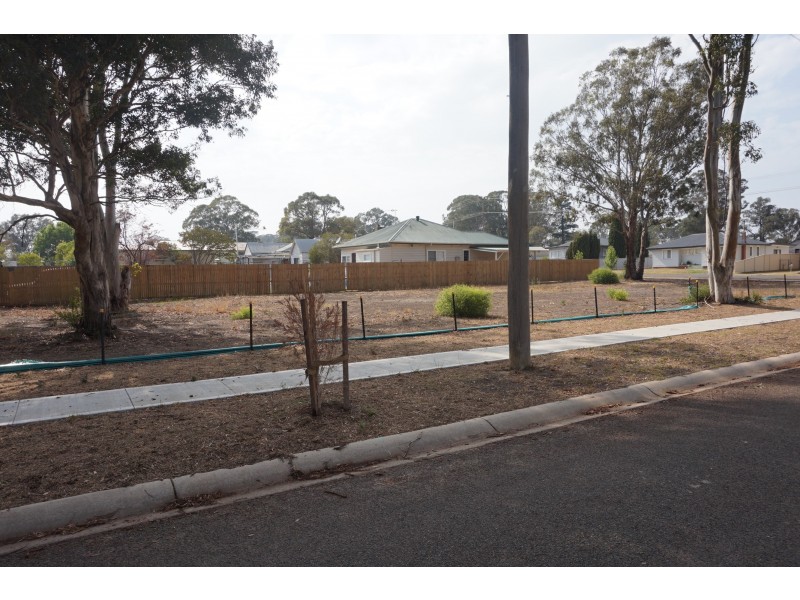 21 Goulburn Street, Marulan NSW 2579