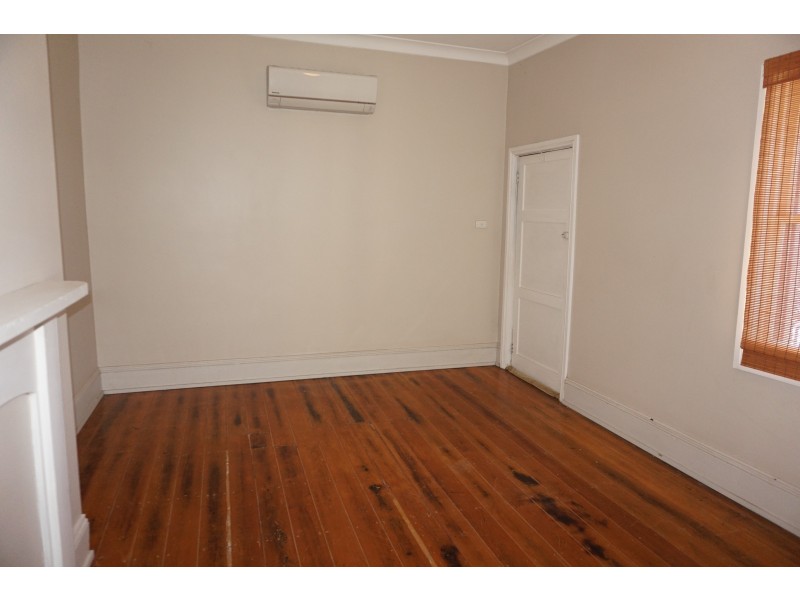 307 Sloane Street, Goulburn NSW 2580