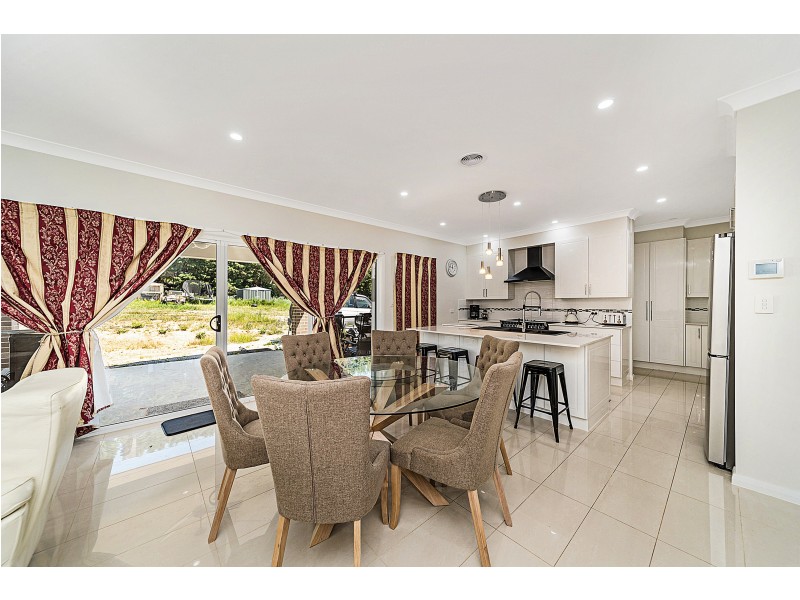 15 Cottonwood Ave, Goulburn NSW 2580