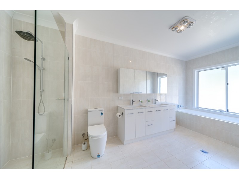 15 Cottonwood Ave, Goulburn NSW 2580