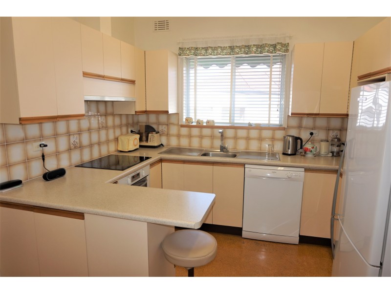 134 Clifford Street, Goulburn NSW 2580