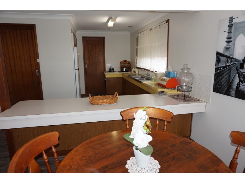 14 Dalley Street, Goulburn NSW 2580