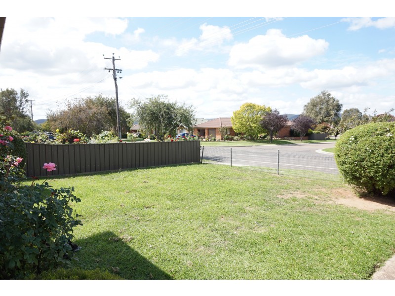 14 Dalley Street, Goulburn NSW 2580