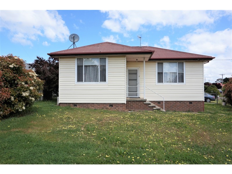 2 Jubilee Avenue, Goulburn NSW 2580
