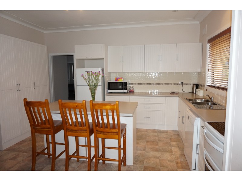 18 Princes Avenue, Goulburn NSW 2580