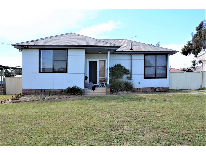26 Darcy Crescent, Goulburn NSW 2580