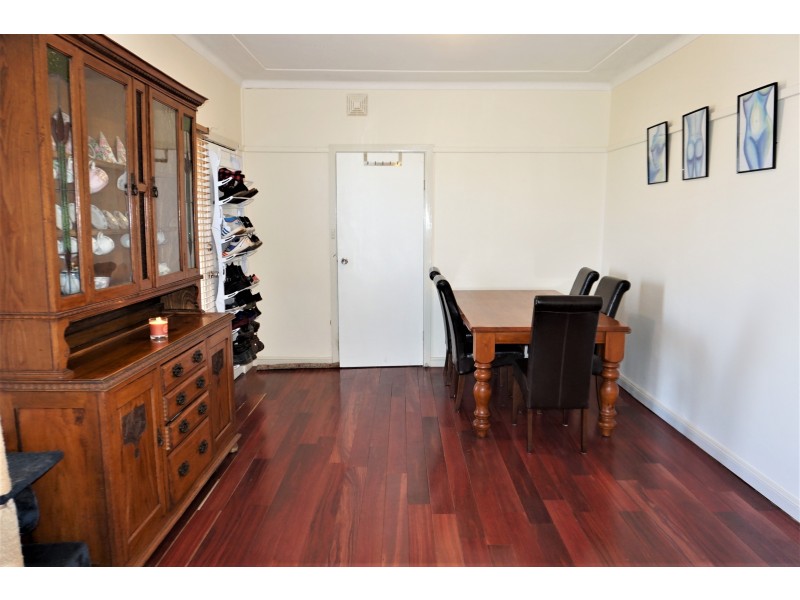 26 Darcy Crescent, Goulburn NSW 2580