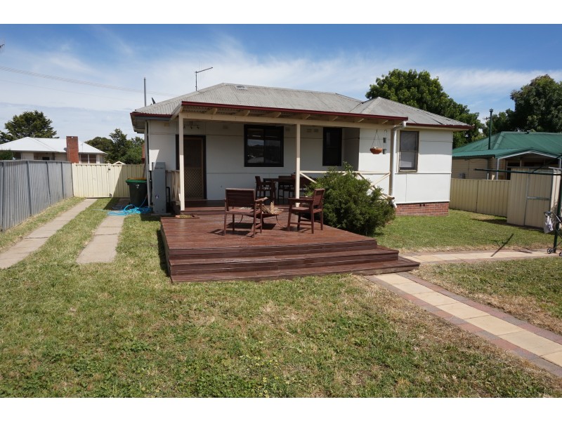 26 Darcy Crescent, Goulburn NSW 2580