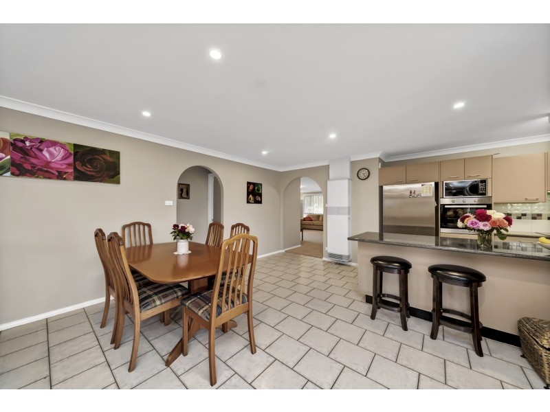 11 Paradise Place, Goulburn NSW 2580