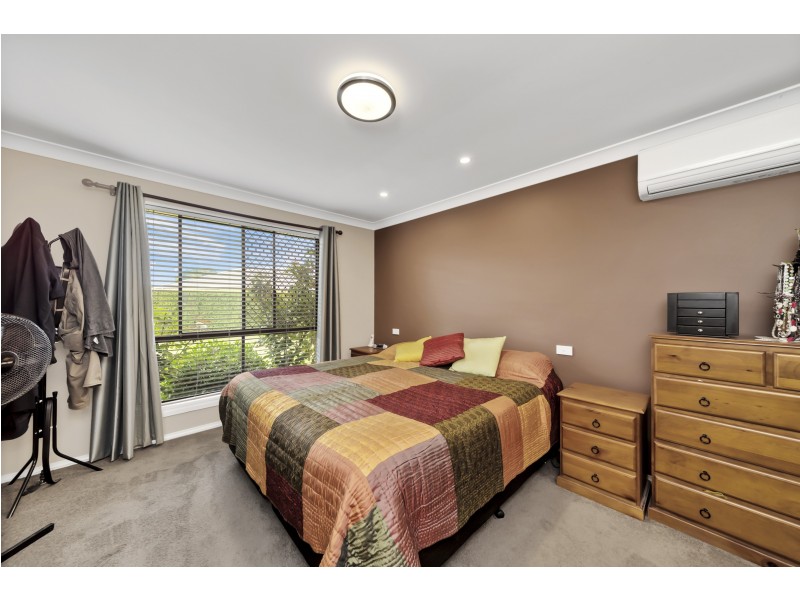 11 Paradise Place, Goulburn NSW 2580