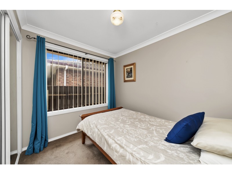 11 Paradise Place, Goulburn NSW 2580