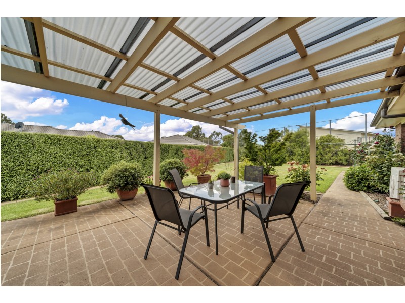 11 Paradise Place, Goulburn NSW 2580