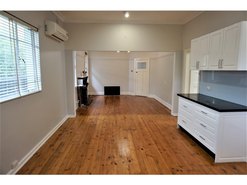 61 Kinghorne Street, Goulburn NSW 2580