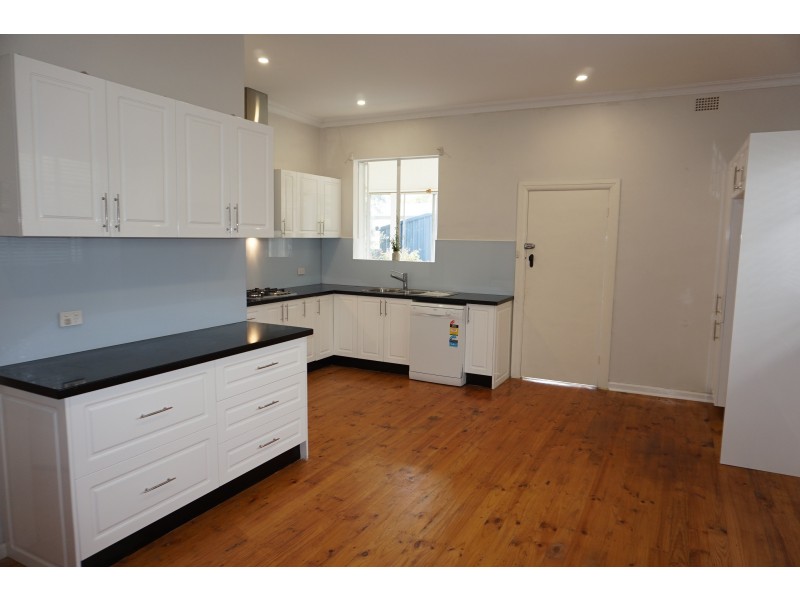 61 Kinghorne Street, Goulburn NSW 2580