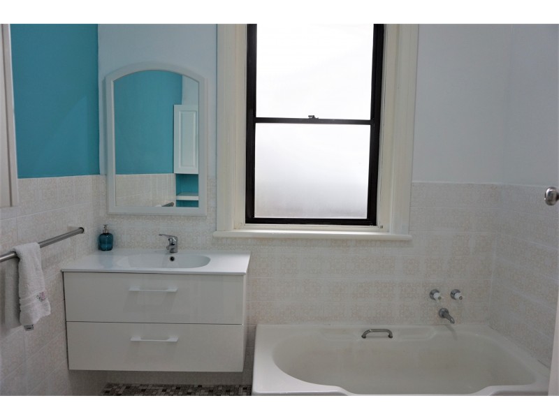 61 Kinghorne Street, Goulburn NSW 2580