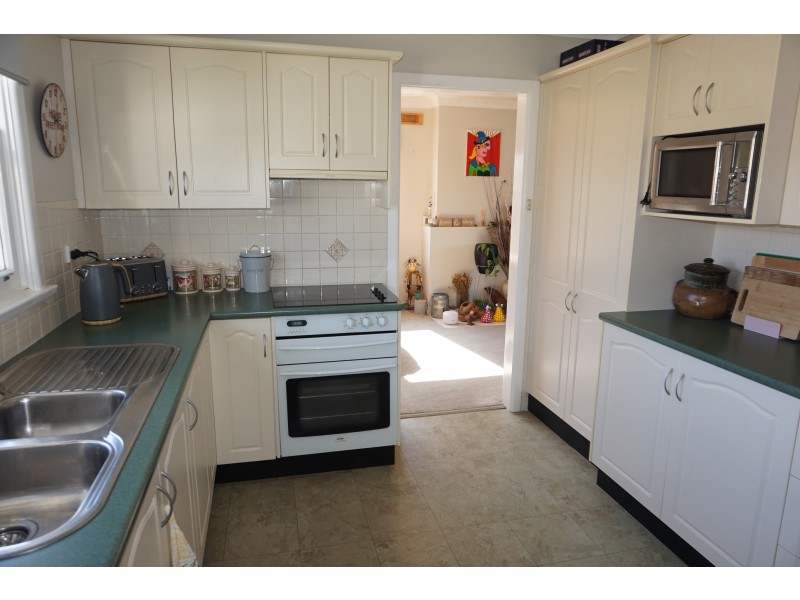 16 Coromandel Street, Goulburn NSW 2580