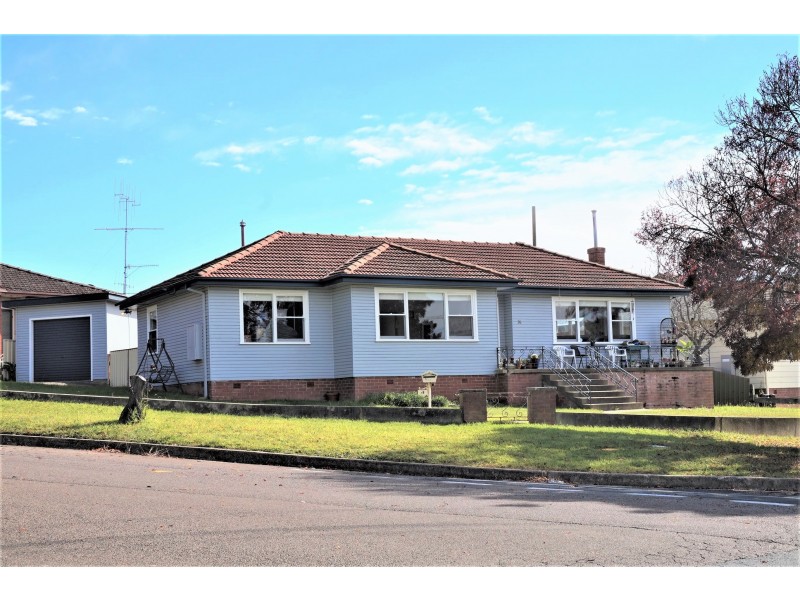 16 Coromandel Street, Goulburn NSW 2580