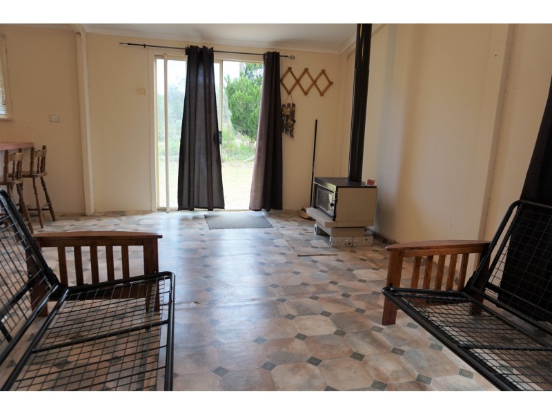 33 Watling Close, Tallong NSW 2579