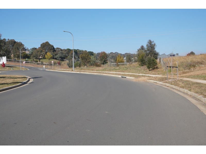 35 Sanctuary Drive, Goulburn NSW 2580