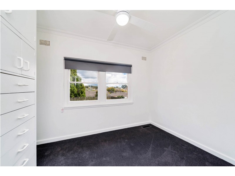 8 Barber Street, Goulburn NSW 2580