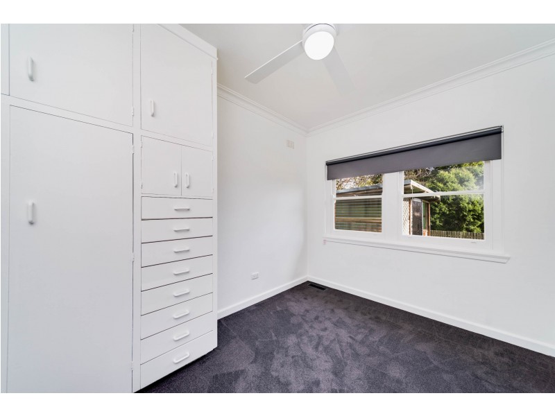 8 Barber Street, Goulburn NSW 2580