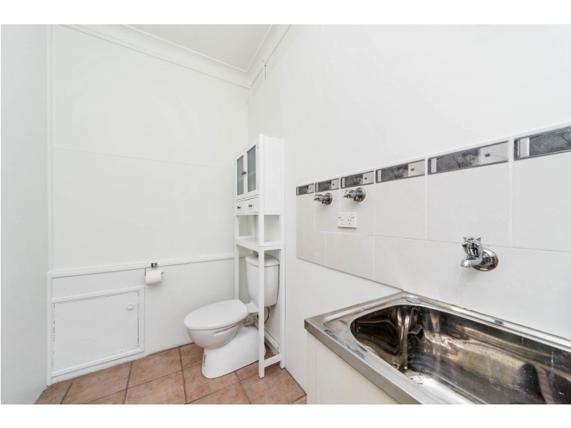 8 Barber Street, Goulburn NSW 2580