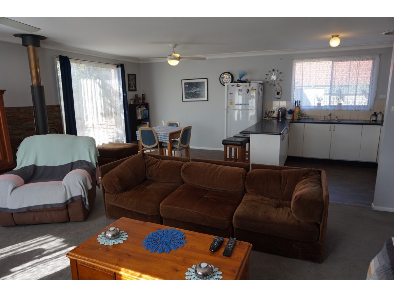 90 Gibson Street, Goulburn NSW 2580