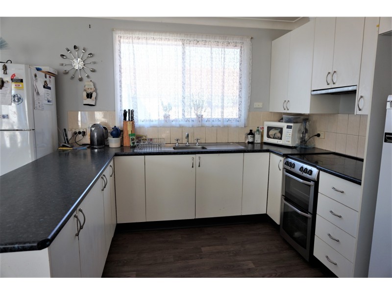 90 Gibson Street, Goulburn NSW 2580