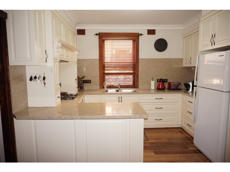 92 Bourke Street, Goulburn NSW 2580