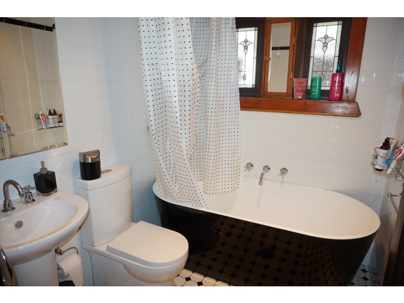 92 Bourke Street, Goulburn NSW 2580