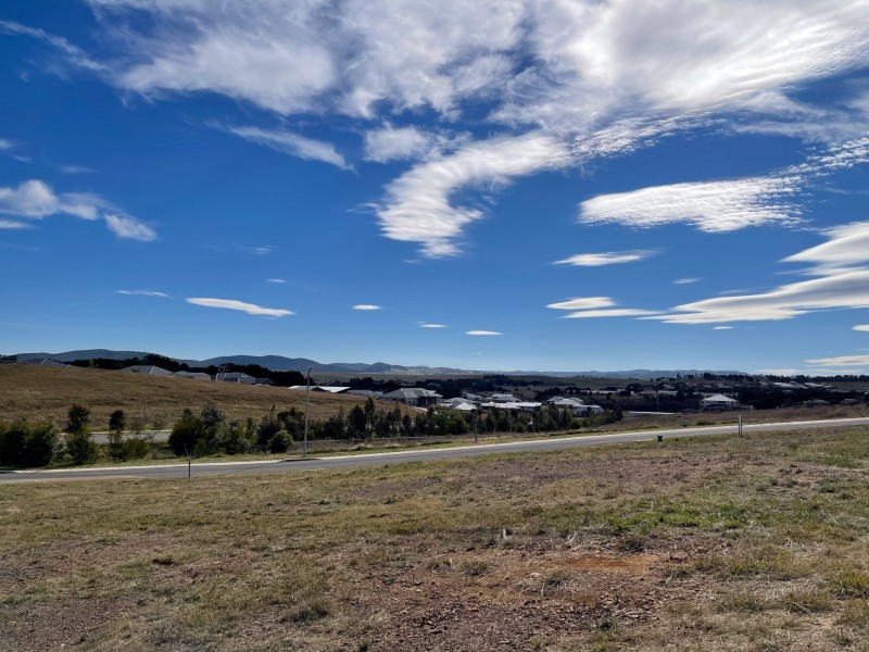 5 Clyde Street (Lot 301 Snowgums), Goulburn NSW 2580