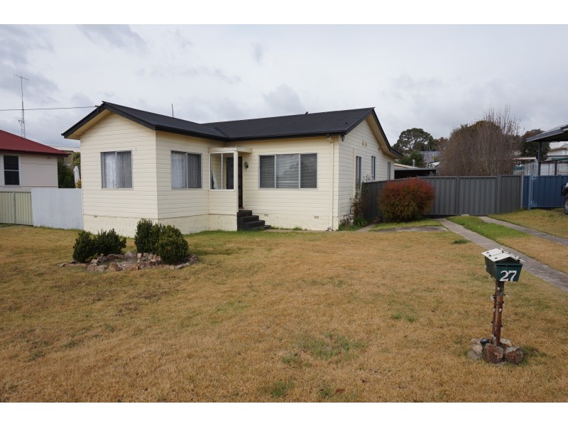 27 Lisgar Street, Goulburn NSW 2580