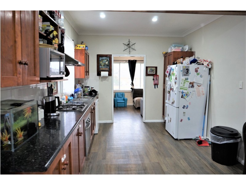 27 Lisgar Street, Goulburn NSW 2580