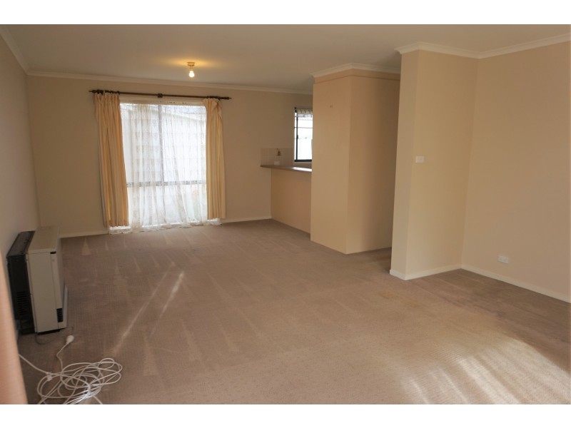 17 Kerr Place, Goulburn NSW 2580