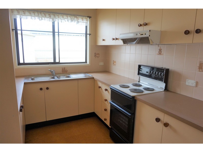 17 Kerr Place, Goulburn NSW 2580