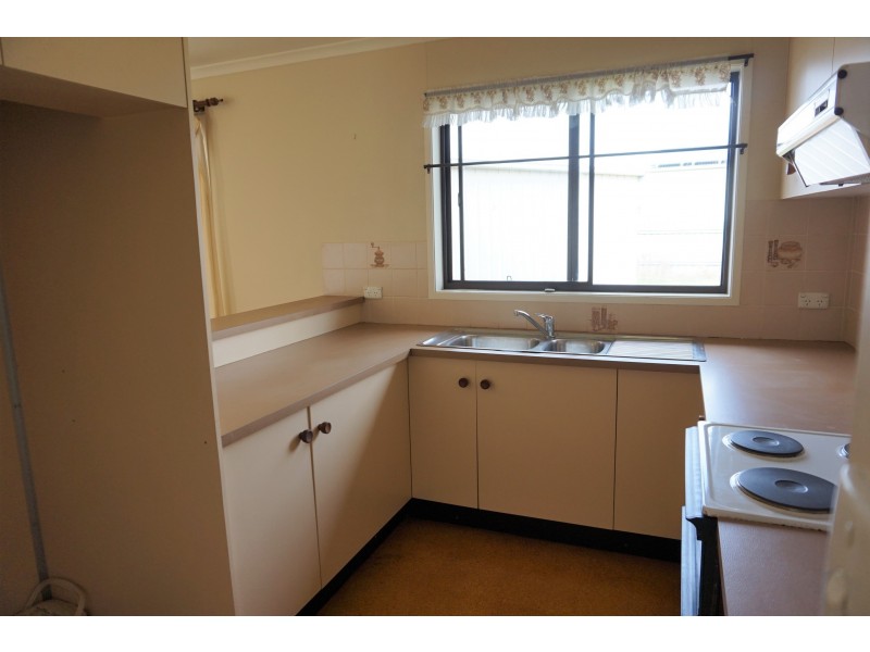 17 Kerr Place, Goulburn NSW 2580