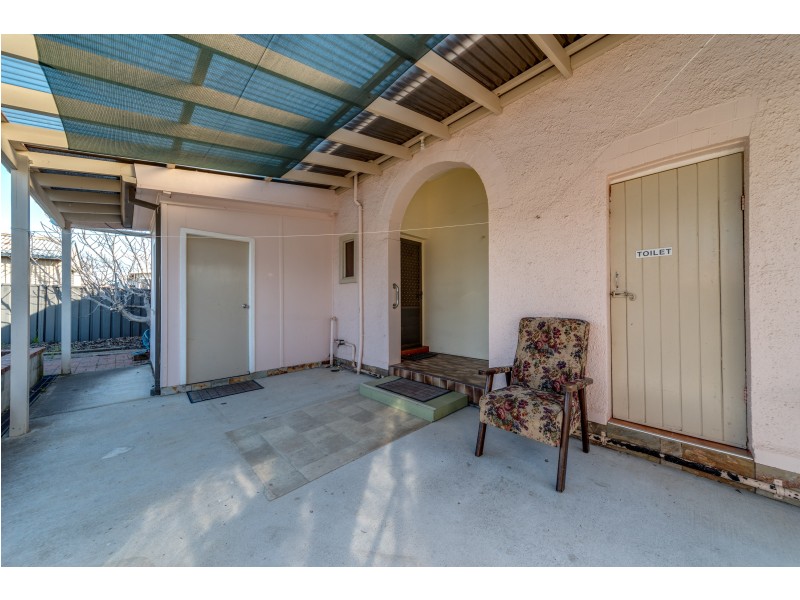 5 Buffalo Crescent, Goulburn NSW 2580