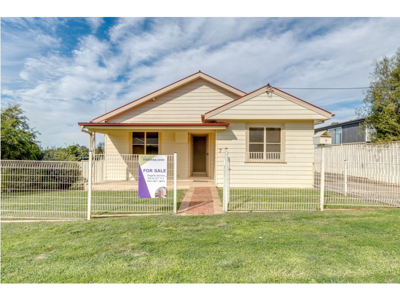 7 Francis Street, Goulburn NSW 2580