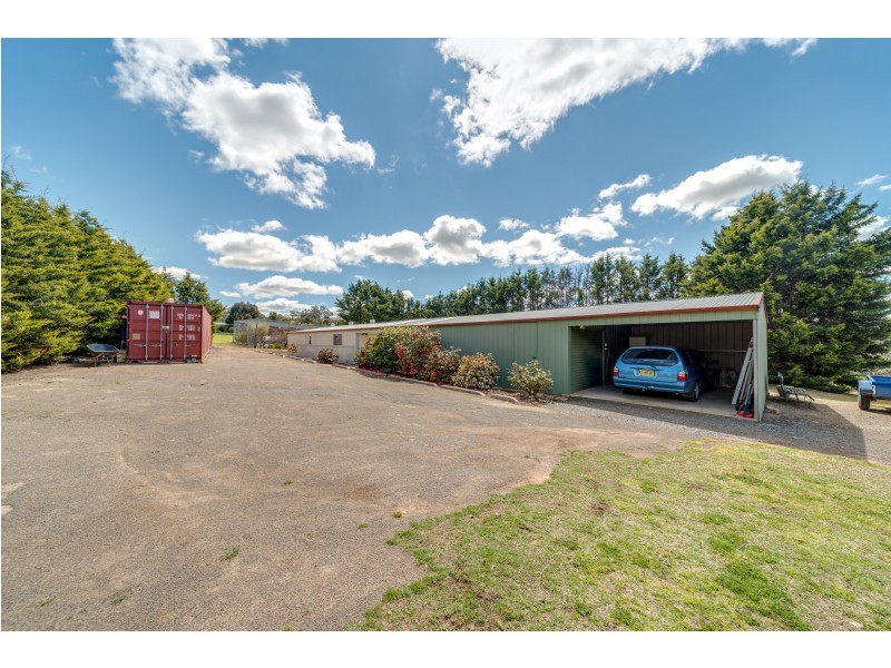 303 Run-O-Waters Drive, Goulburn NSW 2580