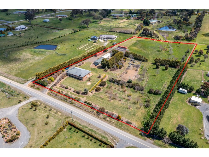 303 Run-O-Waters Drive, Goulburn NSW 2580