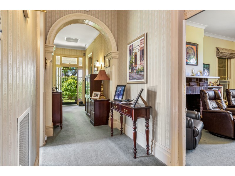 102 Goldsmith Street, Goulburn NSW 2580