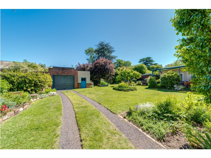 102 Goldsmith Street, Goulburn NSW 2580