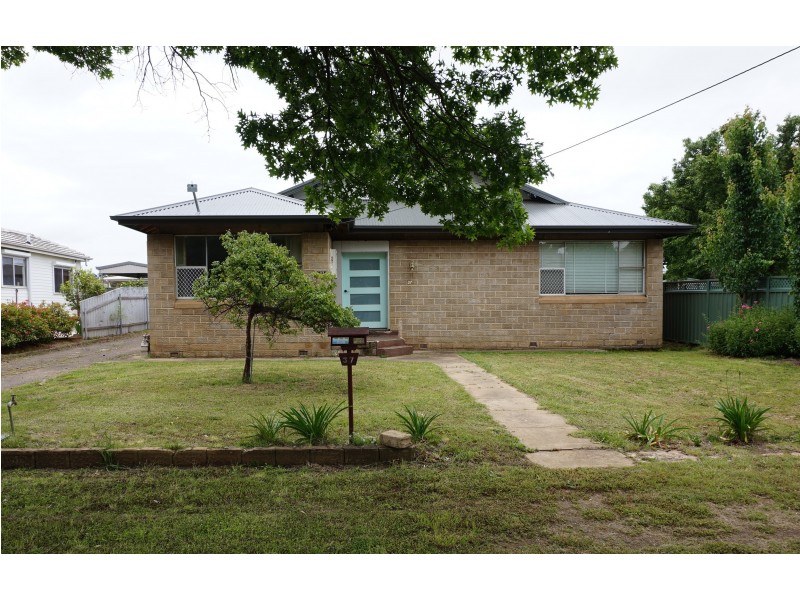 37 Elizabeth Street, Goulburn NSW 2580