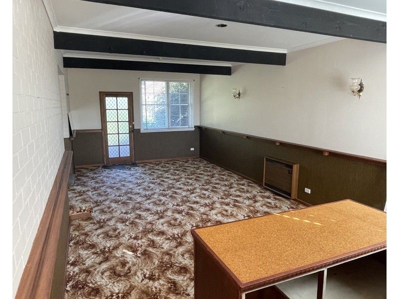 82 Cathcart Street, Goulburn NSW 2580