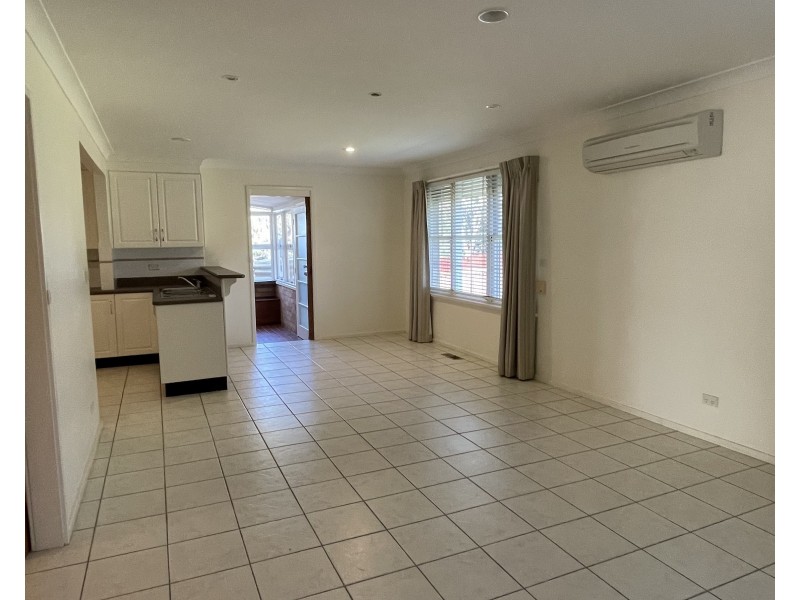 82 Cathcart Street, Goulburn NSW 2580